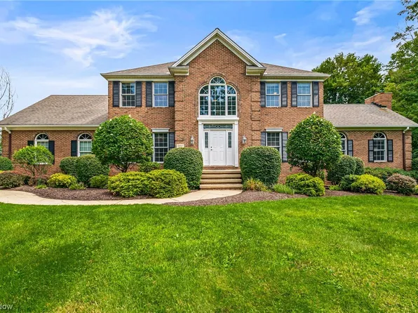 10663 Majesty Ln, Painesville, OH 44077