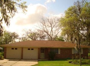 862 County Road 687, Angleton, TX 77515