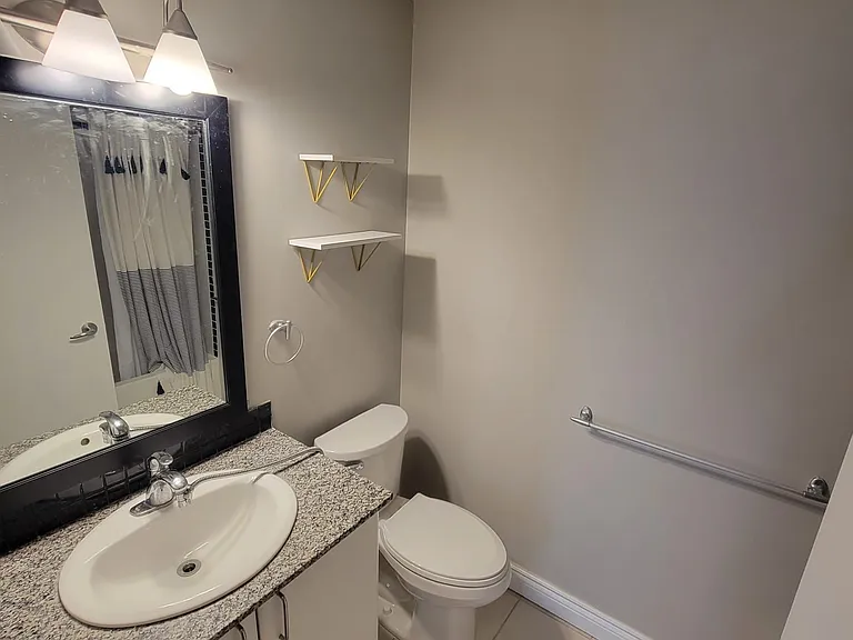 33 Sheppard Ave E #3202 — Photo 4
