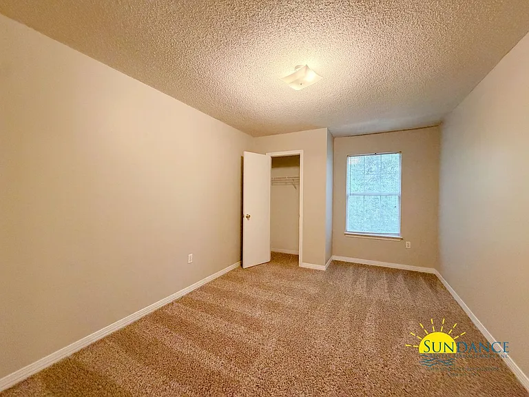 360 Schneider Dr #6 — Photo 14