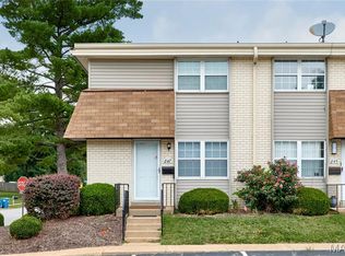 847 Wendevy Ct, Ballwin, MO 63011