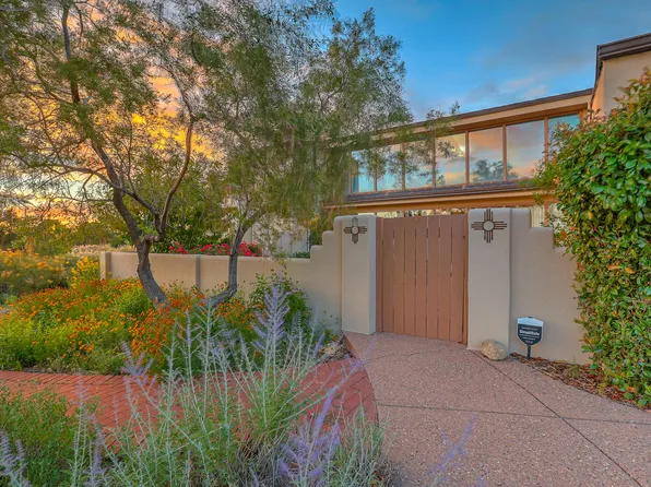 1144 Marigold Dr NE, Albuquerque, NM 87122