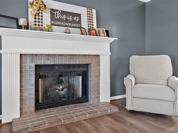 5th image of 1013 Caroline Dr