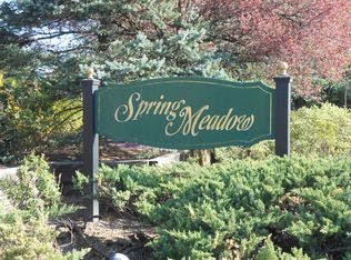 413 Bromley Pl #B, Wyckoff, NJ 07481