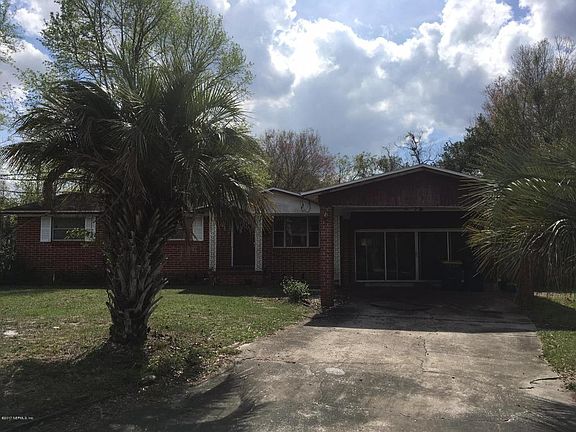 3rd image of 7730 Congress Dr W
