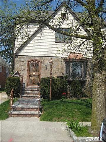 1st image of 6443 Dieterle Cres