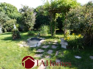 7610 Winston Dr NE, Cedar Rapids, IA 52402