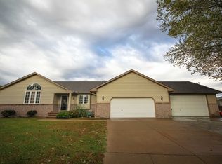 225 N Miles Ave, Valley Center, KS 67147