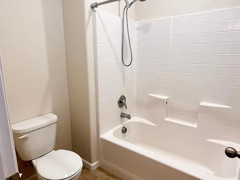 3913 Purple Finch Ln — Photo 16