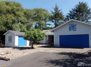 418 Octopus Ave NE, Ocean Shores, WA 98569