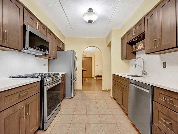 5th image of 11112 E Cove Cir Unit 2A