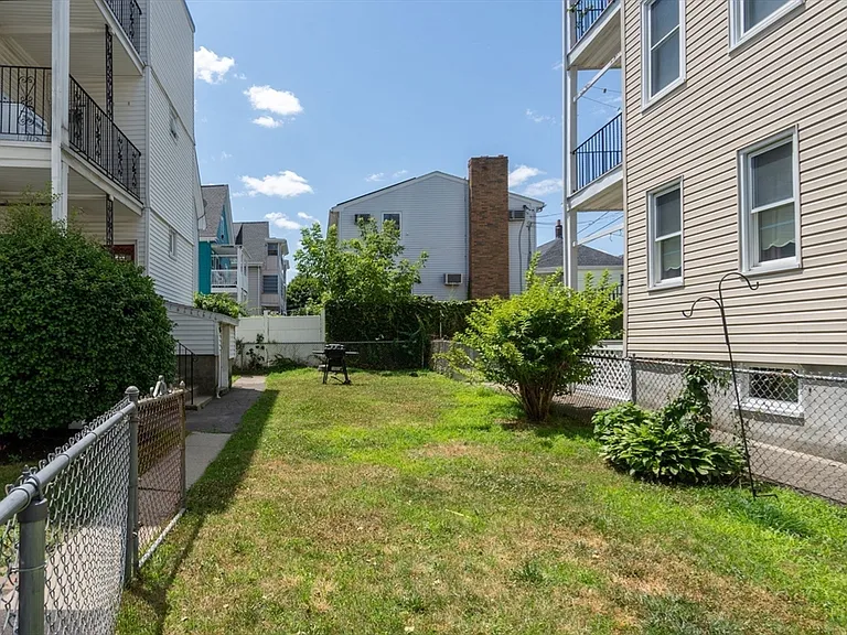62 Vernal St #3 — Photo 21