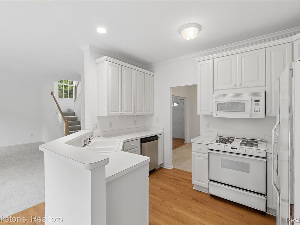 14388 Oak Leaf Trl, photo 14