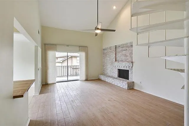 30 Cypress Grove Ct #20 — Photo 2