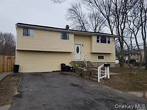 124 10th Ave