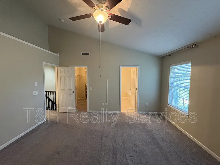 6941 Vistamere Way — Photo 13