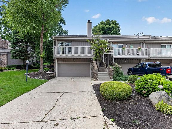 2nd image of 810 Kendall LANE