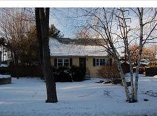 3 Surrey Ln, Nashua, NH 03062