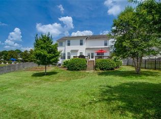 4379 Peaceford Glen Dr, High Point, NC 27265
