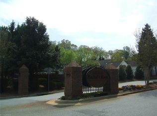 5306 Strasburg Dr, Greensboro, NC 27407