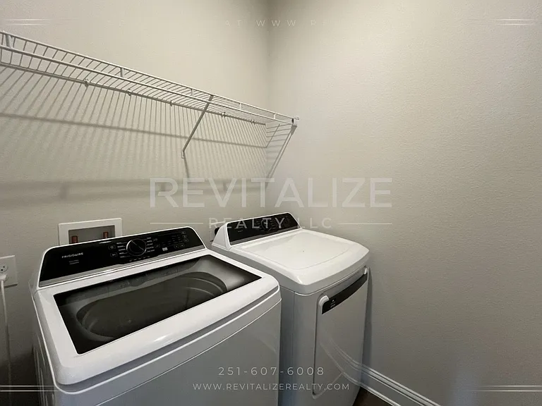 14836 Dayton Cir — Photo 12