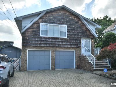 102 Parkview Ave, Elmwood Park, NJ, 07407
