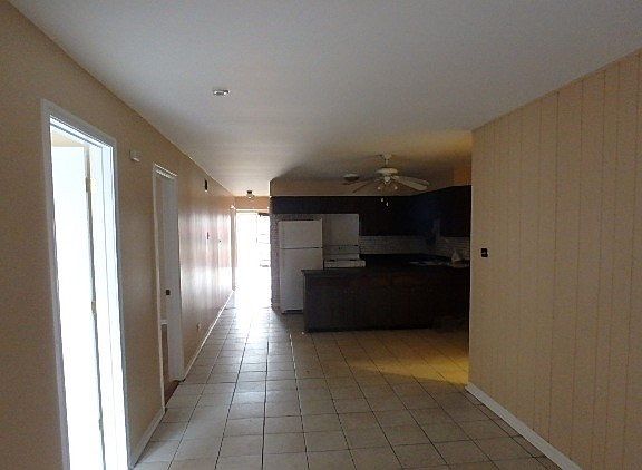 4th image of 93 Paxton Ave #2