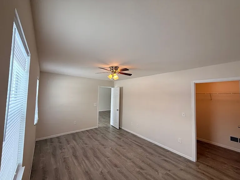 3122 Barrington Pl — Photo 2