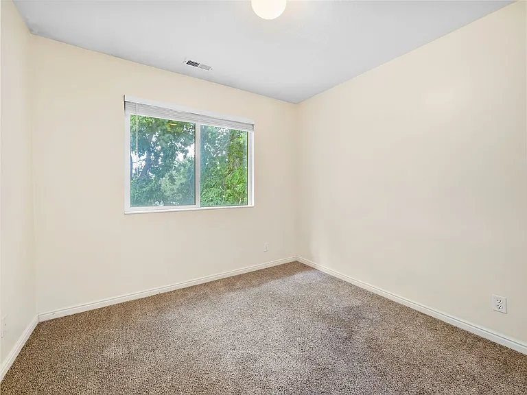 130 Peregrine Ln #29 — Photo 23