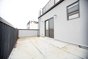 Rented by Venn NY Inc