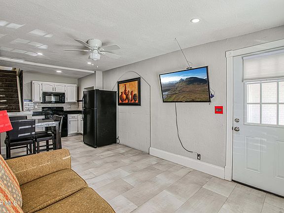 2nd image of 3427 Idalia Ave #1