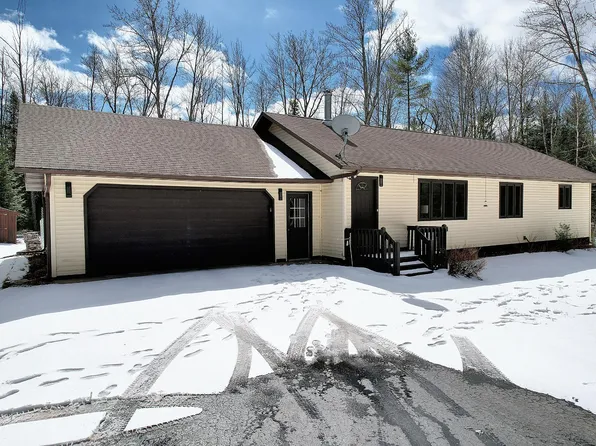 2030 Pinewood Dr, Eagle River, WI 54521