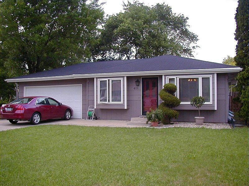 1st image of 401 E 15th St