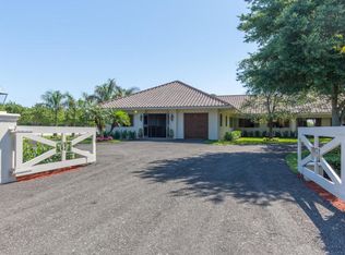 3368 Old Hampton Dr, Wellington, FL 33414