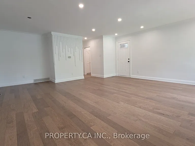 121 Trayborn Dr #MAIN — Photo 3