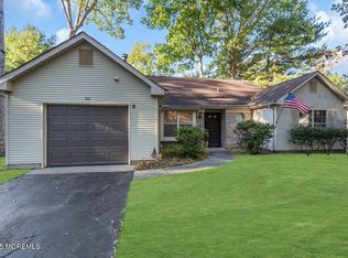 602 Petunia Ln S, Manchester Township, NJ 08759