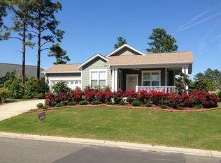 206 W Azalea Dr, Holly Ridge, NC 28445