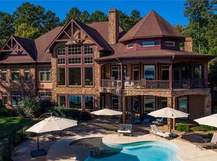 208 Belle Pines Ct, Seneca, SC 29672