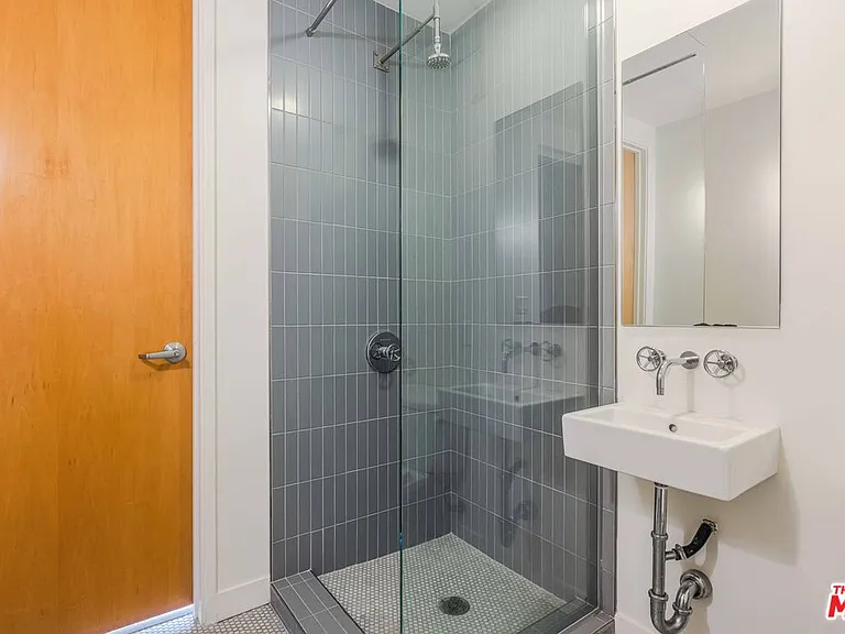 4080 Glencoe Ave #407 — Photo 21