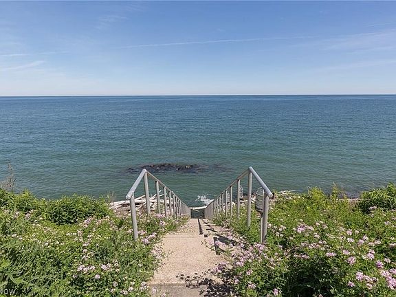 5th image of 1664 N Shore Dr