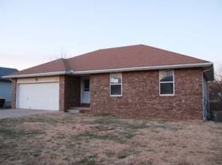 629 E Kerr St, Springfield, MO 65803
