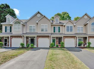 8715 Little Hoop Rd, Roanoke, VA 24019