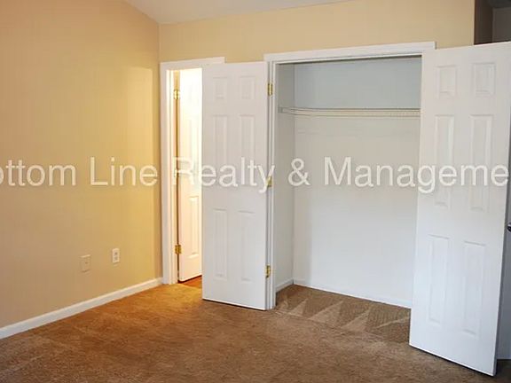 4th image of 2417 E Ozark Ave #3B-2BA-1002SQFT