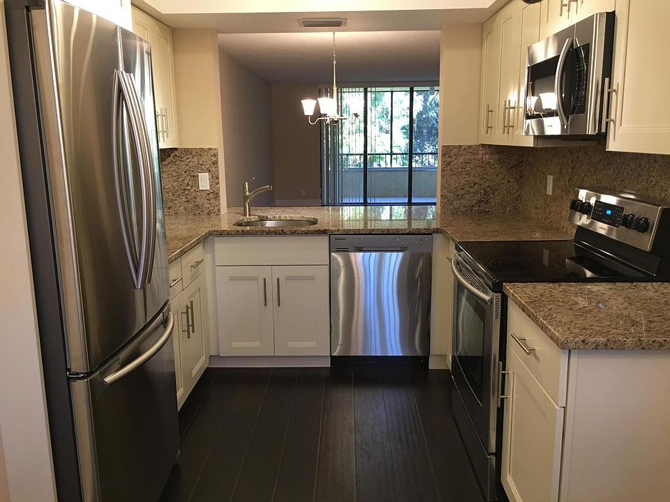 1st image of 2070 Homewood Blvd #2110