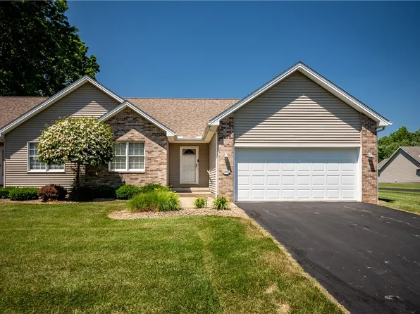 4003 Kara Ct #10, Hermitage, PA 16148