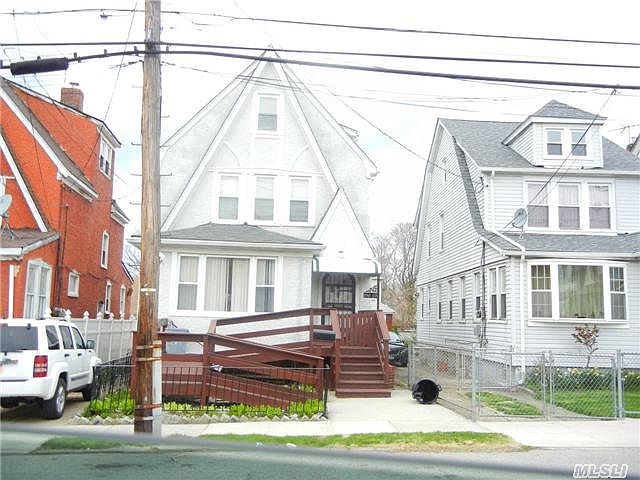 1st image of 19605 119th Ave