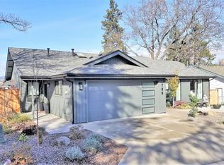 760 W Pebble Beach Dr, Ashland, OR