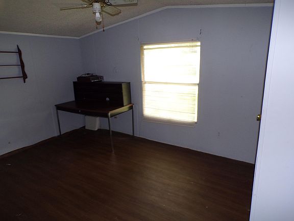 5th image of 200 Perkins Dr