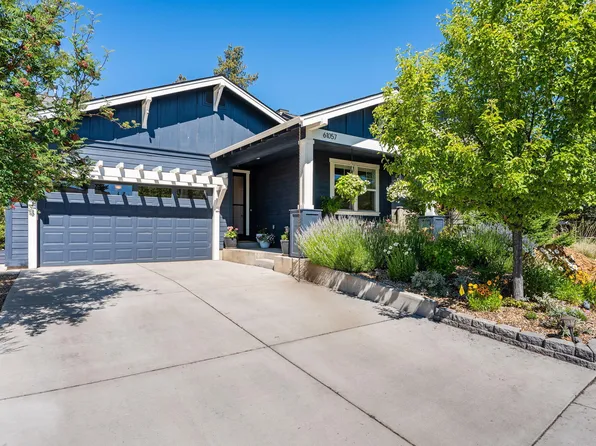61057 SE Ruby Peak Ln, Bend, OR 97702