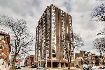 3rd image of 5401 S Hyde Park Blvd APT 1403